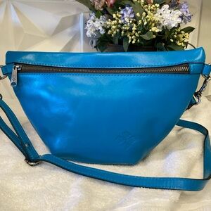 🦋Patricia Nash Blue Leather Crossbody Bag Purse